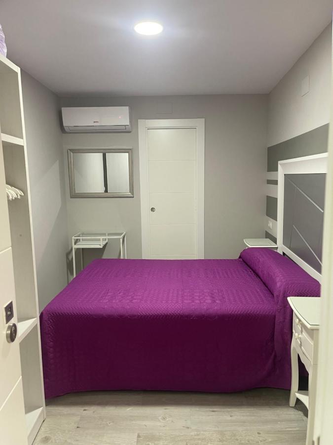 Viana Rooms Cordova Esterno foto